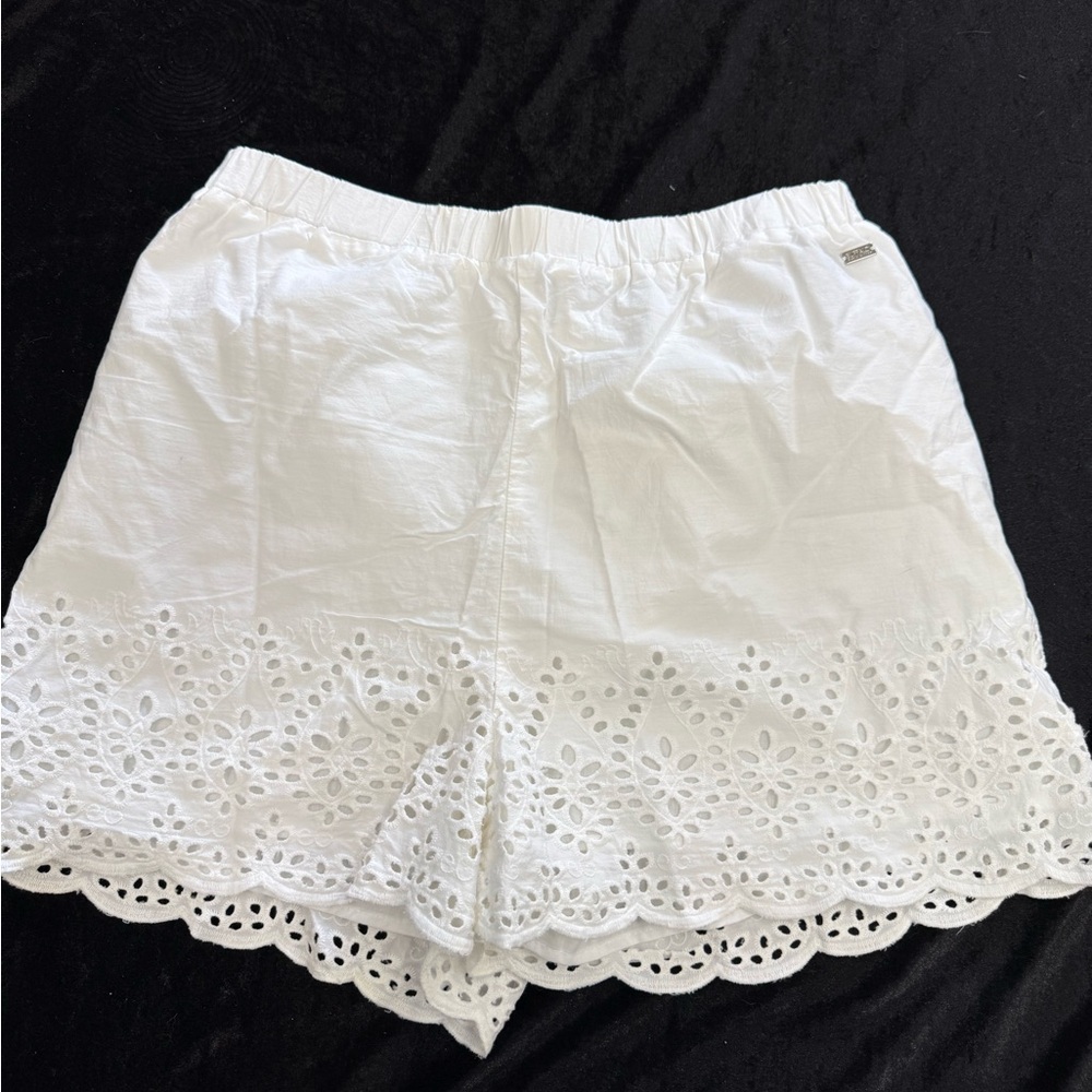 Buffalo by David Bitton elegant white Eyelet Lace Women's Shorts.